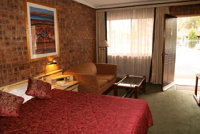 Countryman Motor Inn Dubbo Room photo