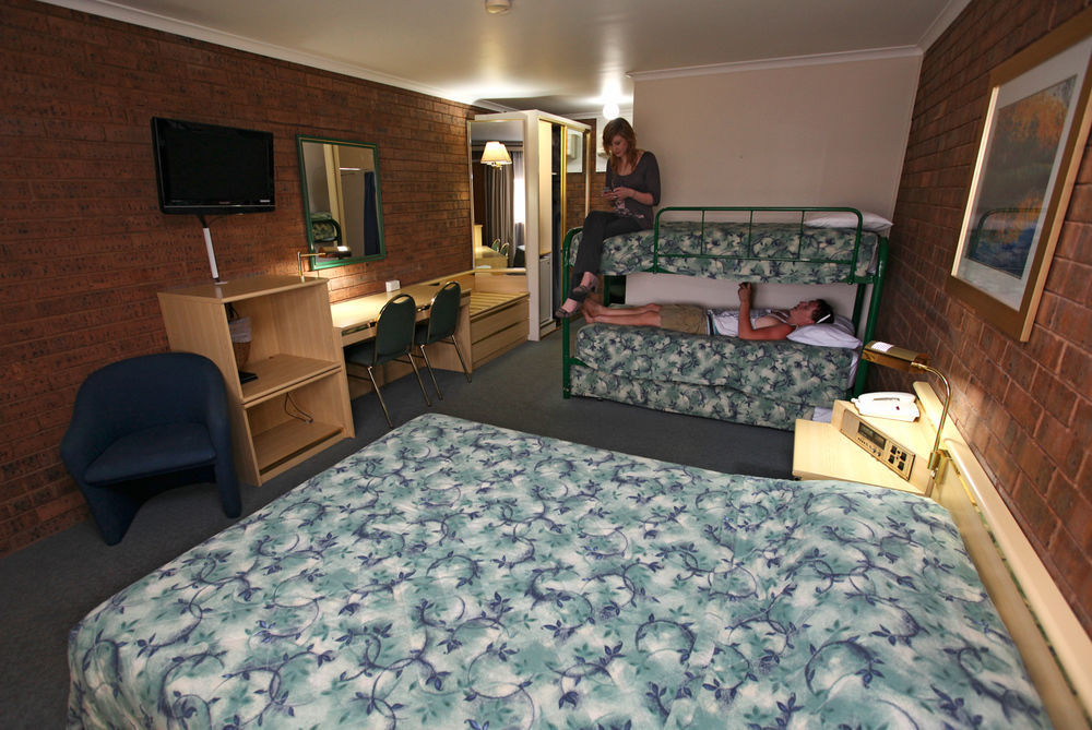 Countryman Motor Inn Dubbo Exterior photo